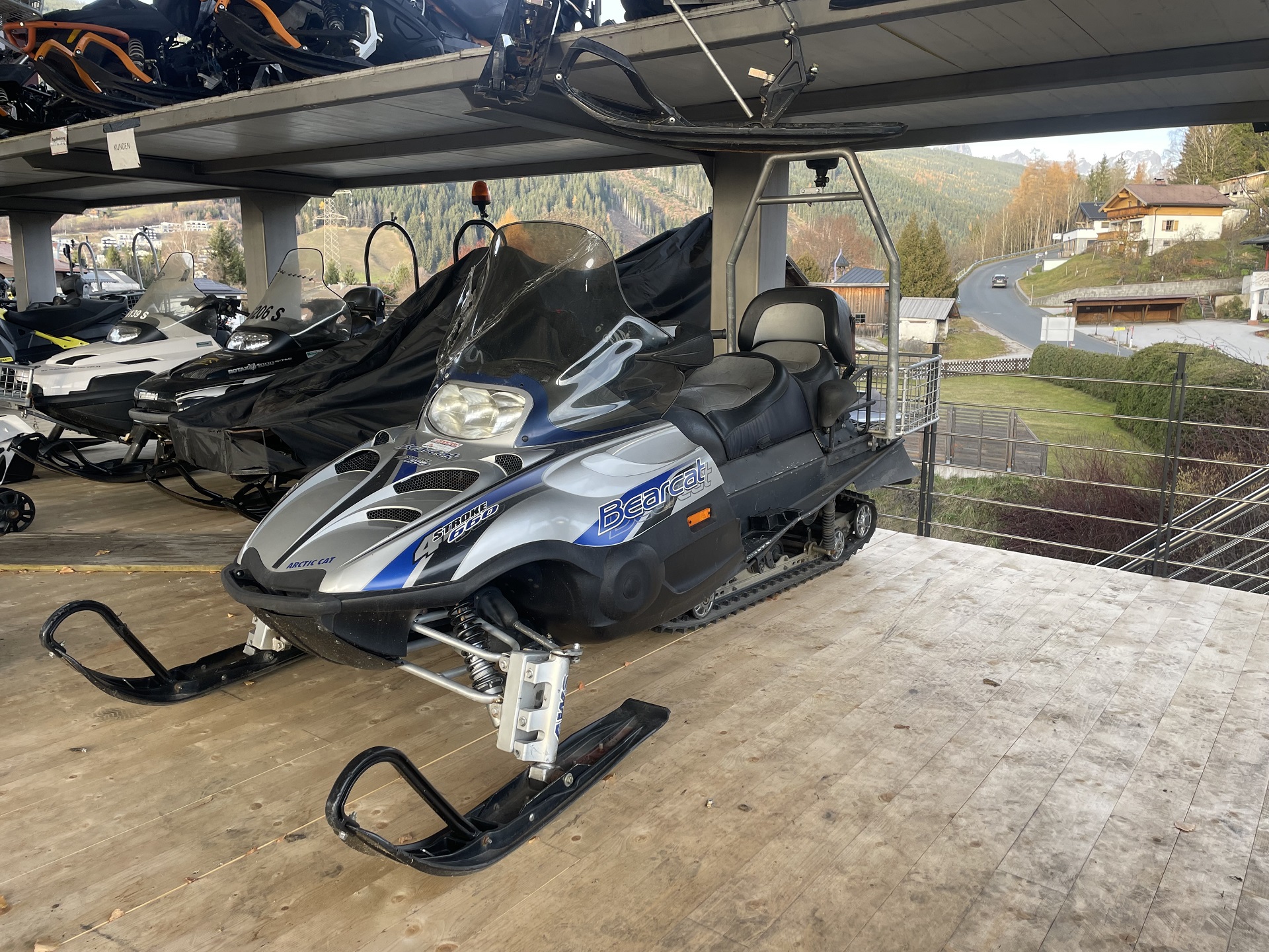 Motorschlitten Arctic Cat Bearcat 660 – Bild 3