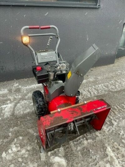 canadiana 827 03