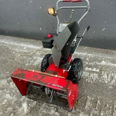 canadiana 827 04